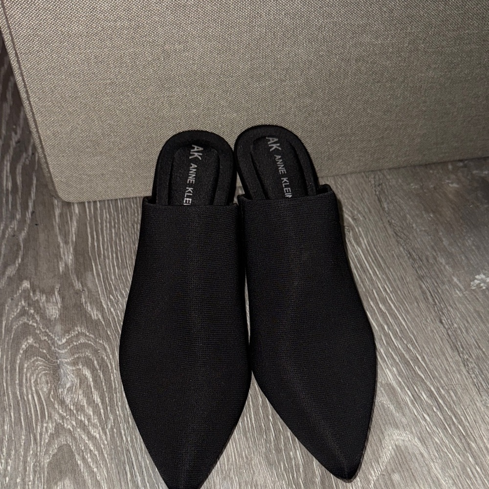 AK Anne Klein iFlex Black Knit Pointed Toe Heeled Mules Slip-Ons Size 7 - Picture 3 of 6